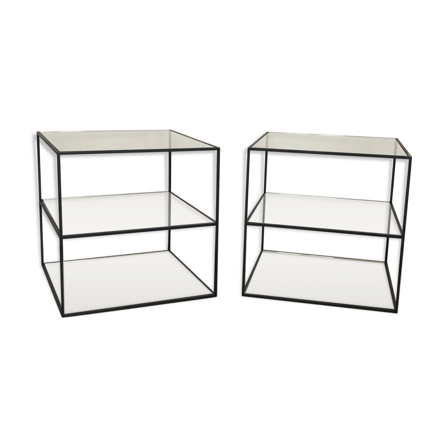 2 tables, black metal contemporary sofa pieces and glasses on 3 levels 60x60x60