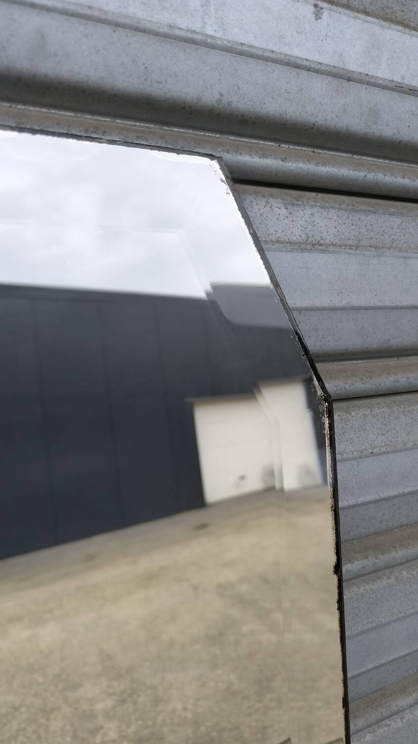 Beveled mirror 157 x 60