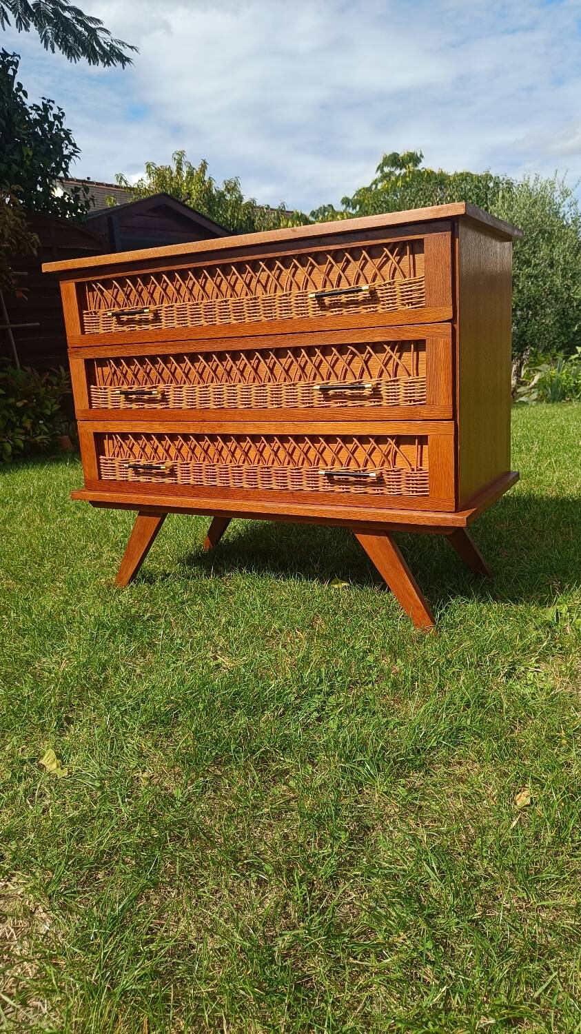 Rattan and wood splayed-leg chest of drawers