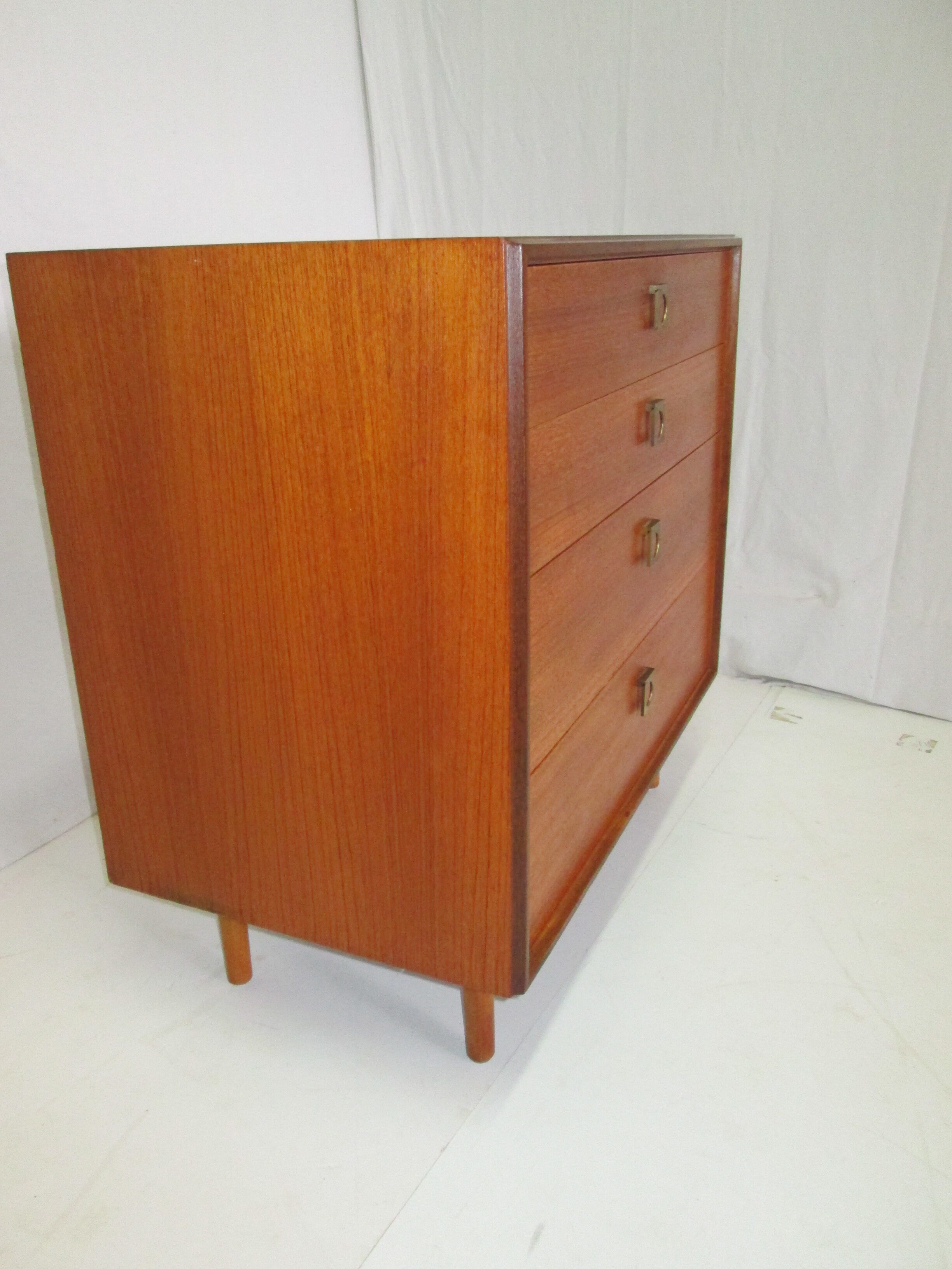Vintage teak chest of drawers