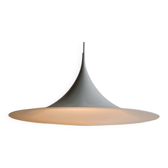 Grande suspension semi-chapeau de sorcière blanc - Design par Bonderup et Thorup pour Fog and Morup, années 1960.