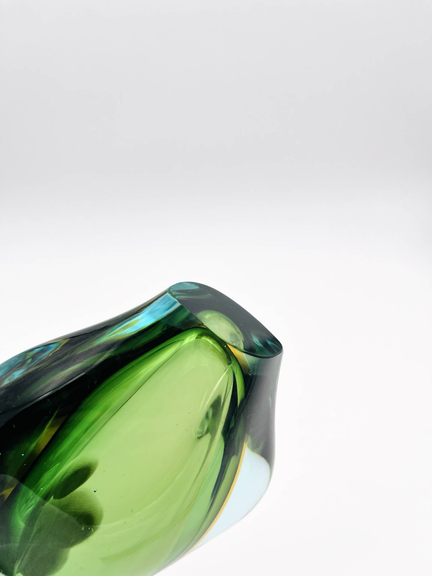 Murano vase Flavio Poli Sommerso Emerald Green Yellow Turquoise 26cm
