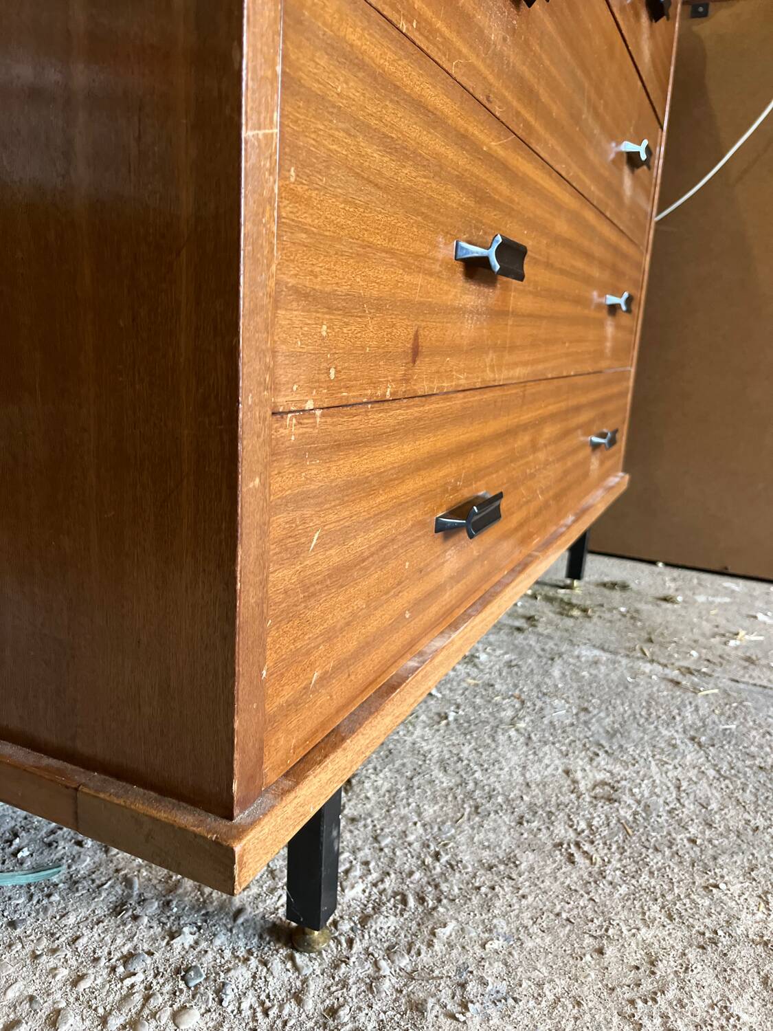 Commode vintage