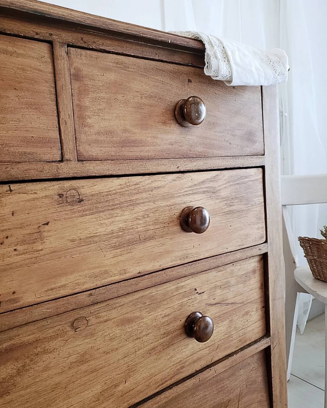 English chest of drawers