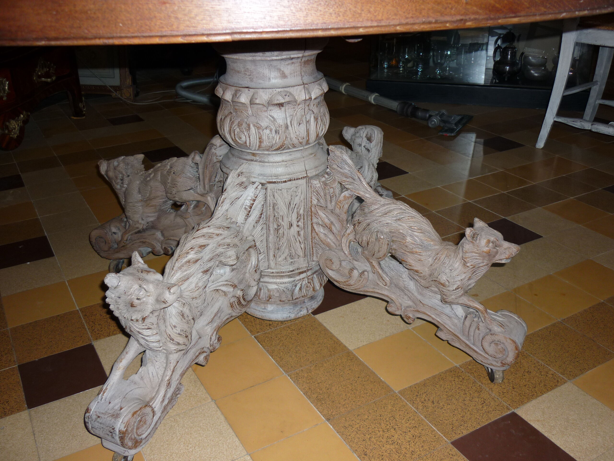 Henry II table in cheeteteteting scultating into hunting dog and wild boar .