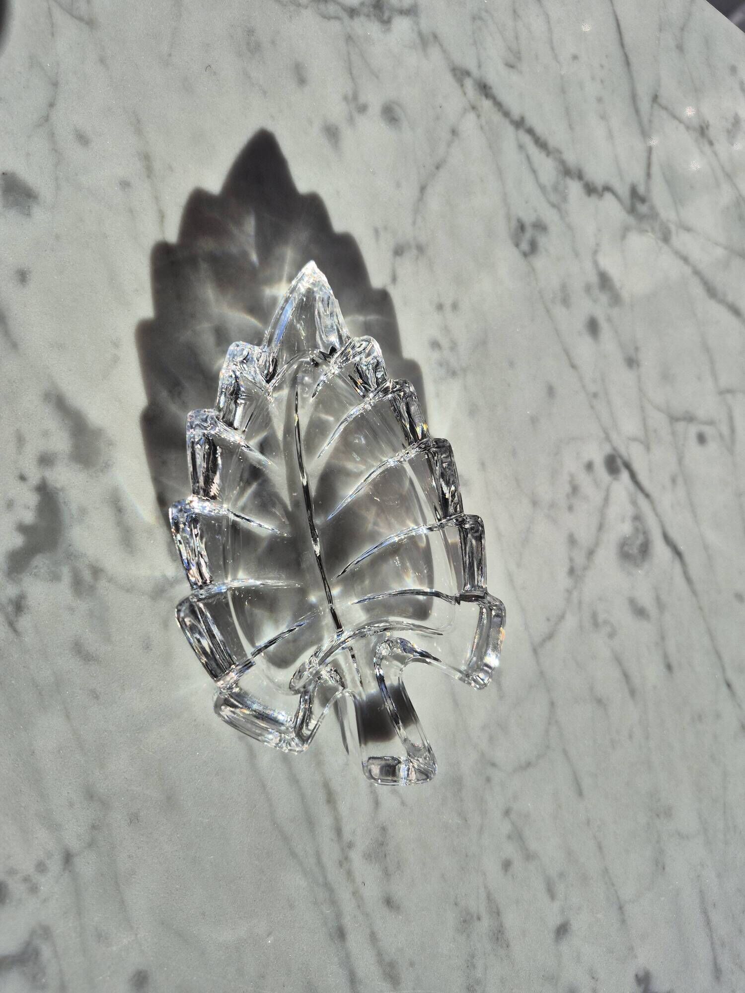 Vintage cut crystal leaf bedside jewellery holder – Rings & earrings
