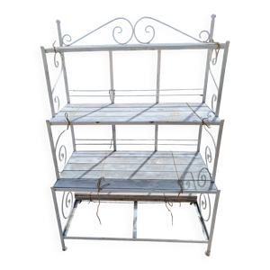 Etgère en métal