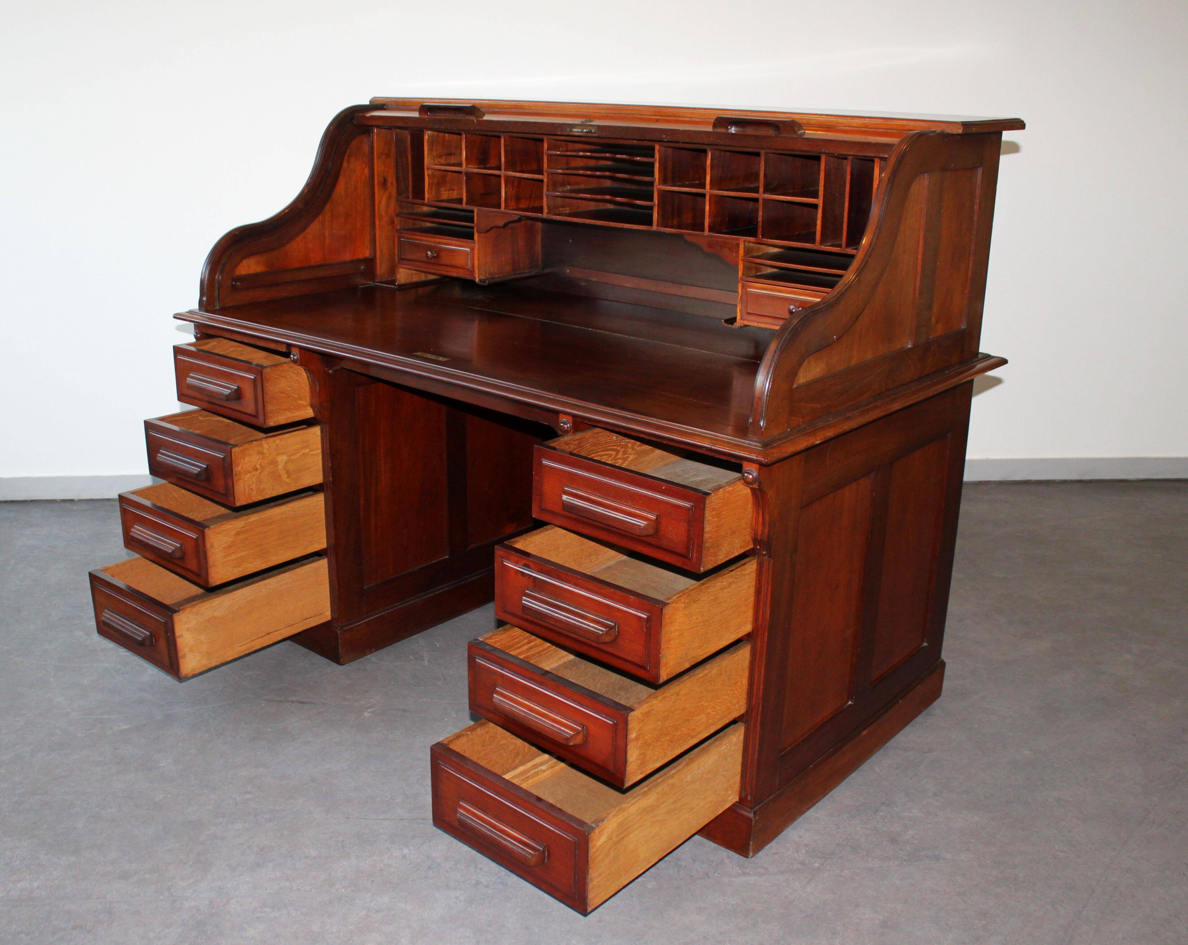 American desk, 20th century.