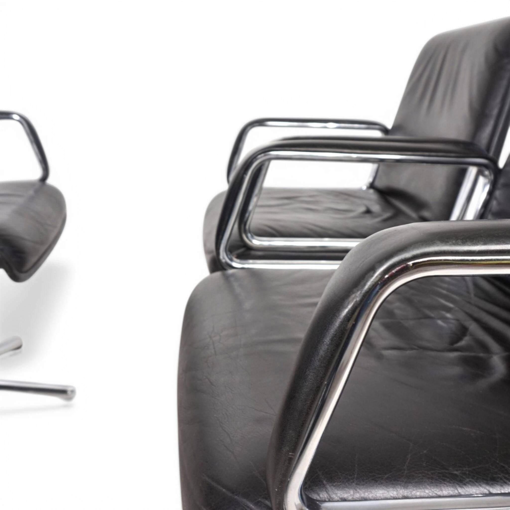 Set of 4 Wilkhahn Delta swivel chairs by Delta Design, 1970