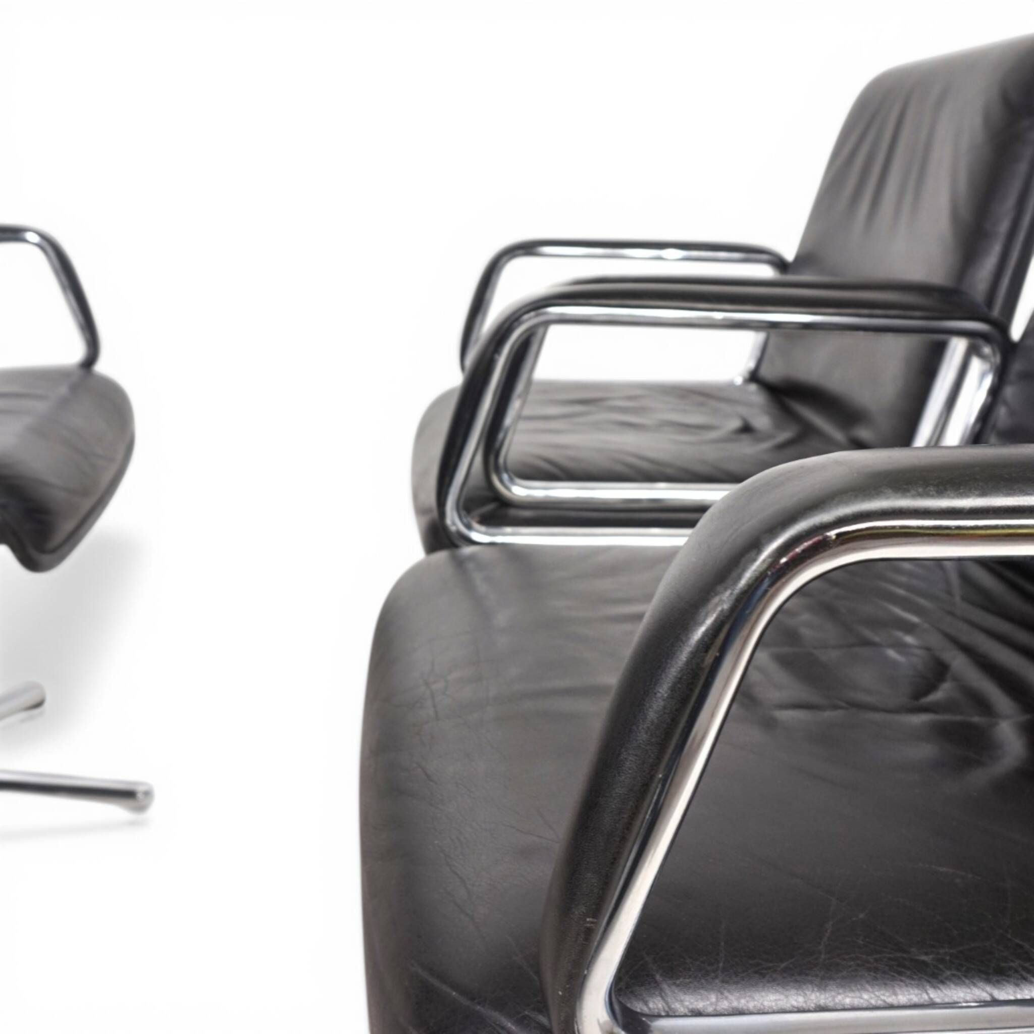 Set of 4 Wilkhahn Delta swivel chairs by Delta Design, 1970