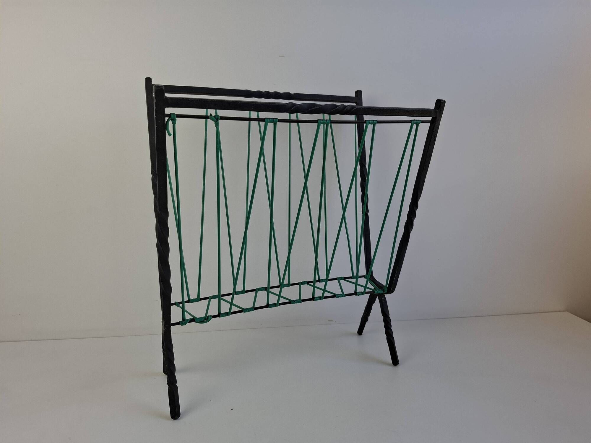 1960 Czechoslovakian Mid-Century Magazine Rack with Green Wire