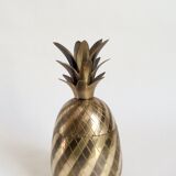 Brass pineapple