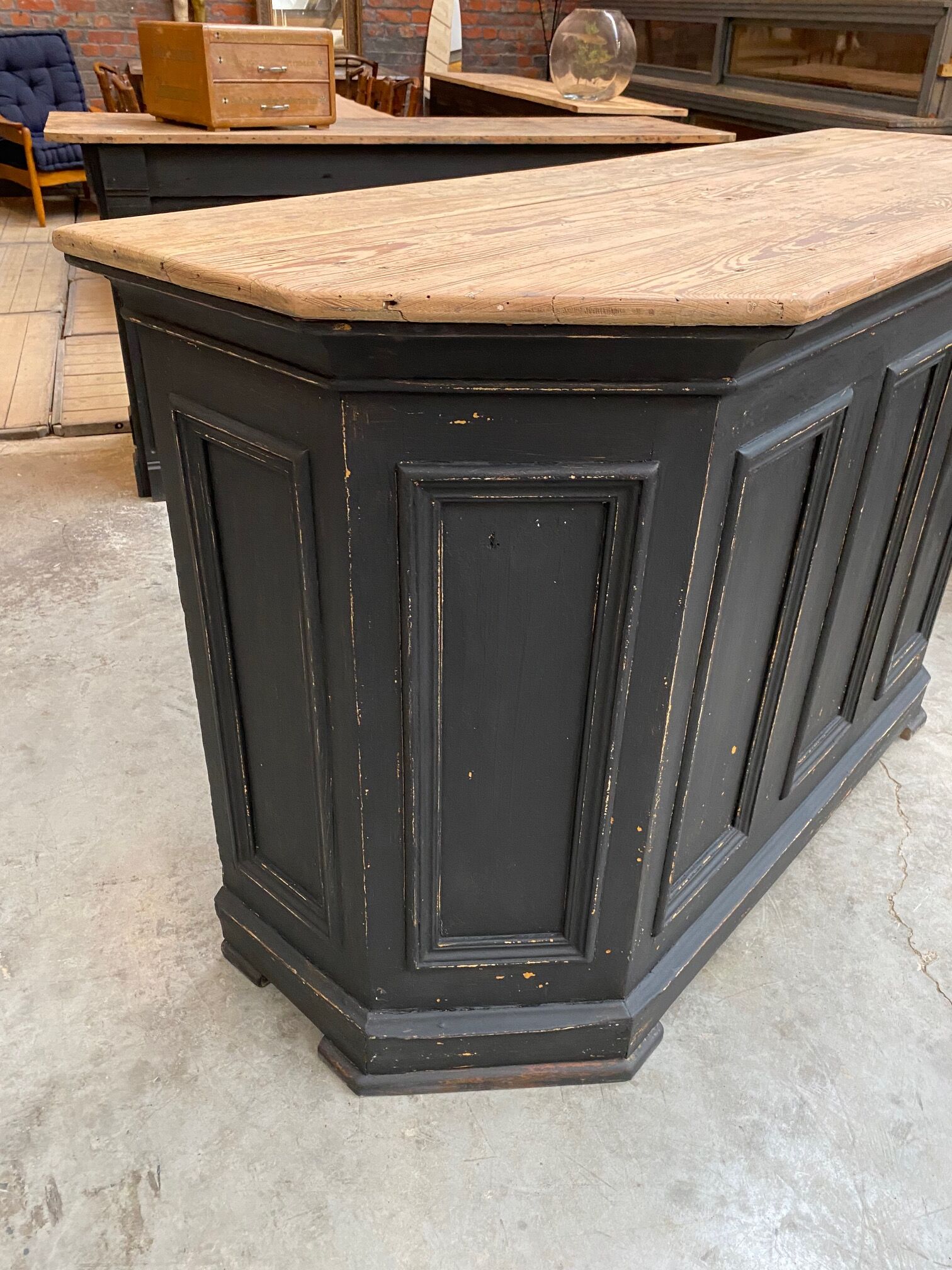 Counter / bar early XXth