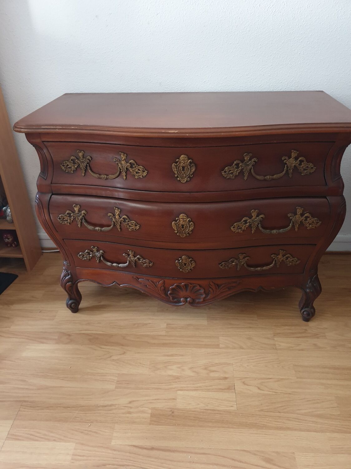 Commode tombeau estampillée armengaud style Louis XV