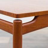 Large Scandinavian coffee table in teak from the 1960s.