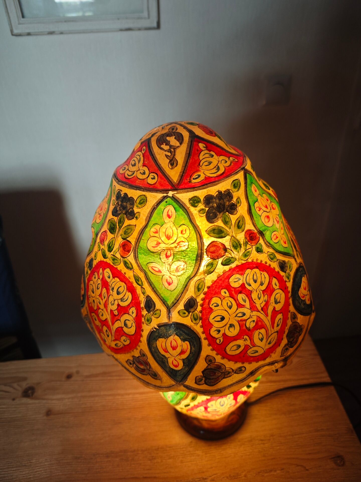 Handcrafted lamp