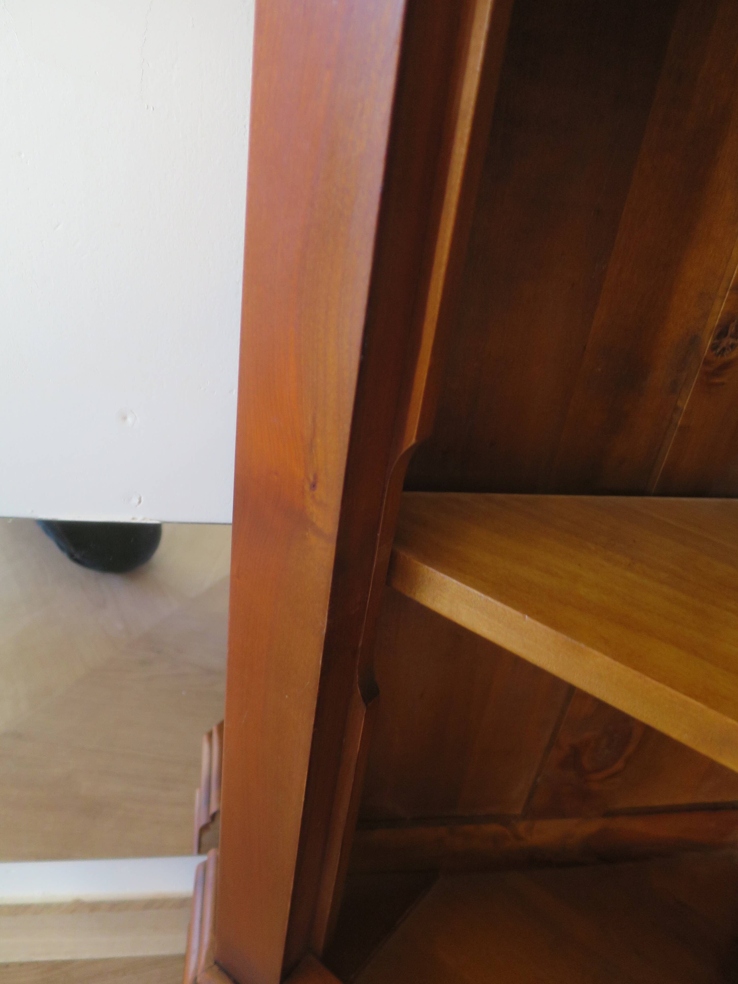 Beautiful corner cupboard - cherry stain - Drawer - one door - Louis Philippe style