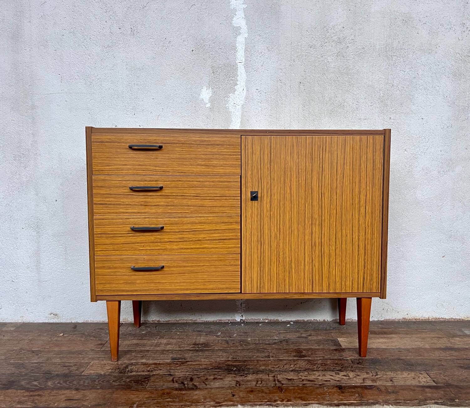 Enfilade buffet vintage Mobel en bois et formica - 1960