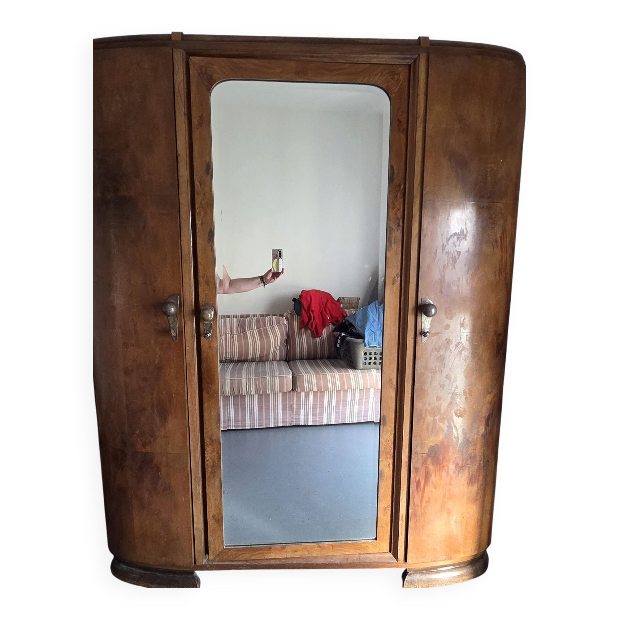 Armoire