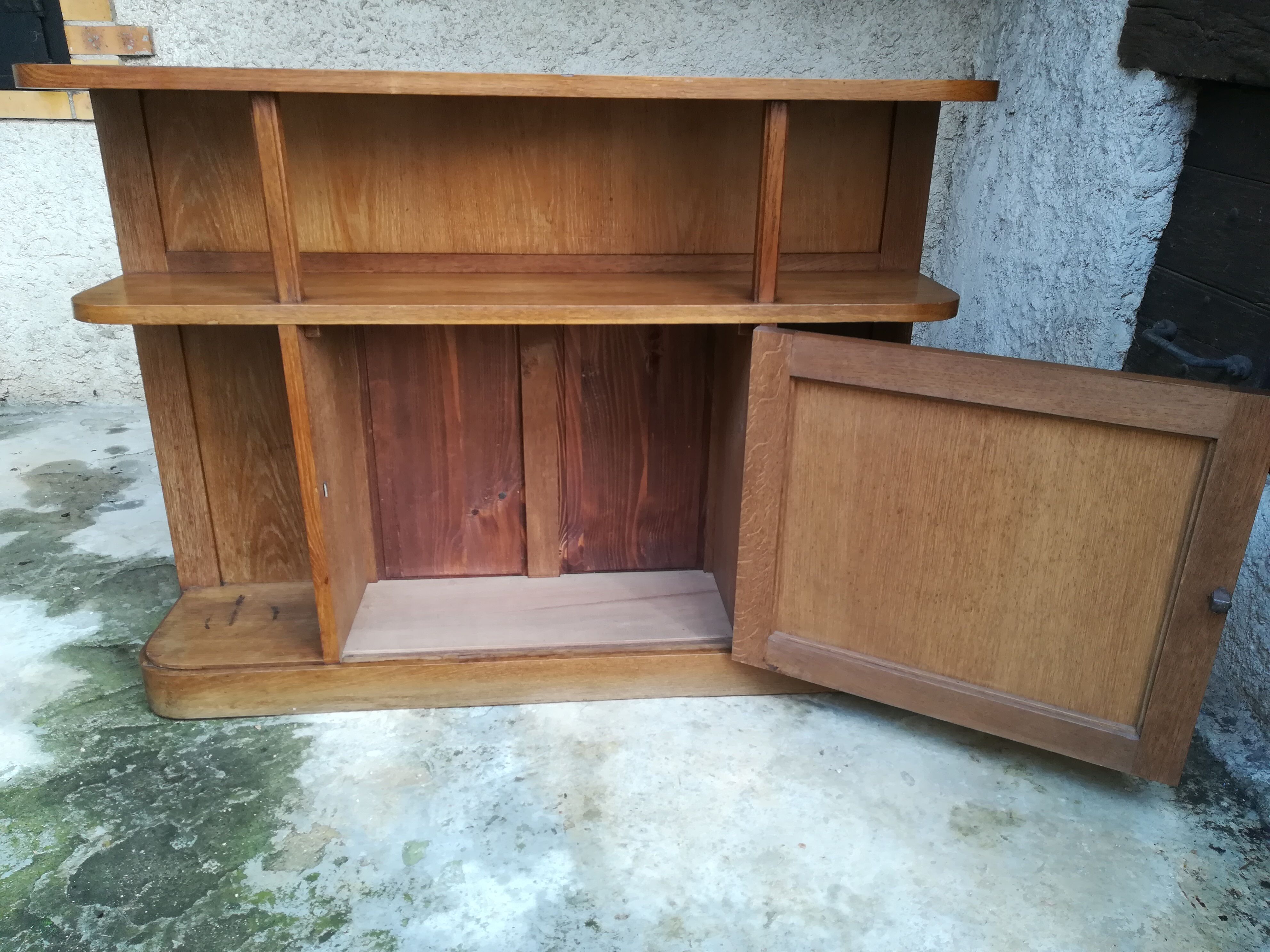 Chene storage unit