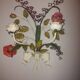 Bougeoir vintage mural décor de fleurs  en métal polychrome