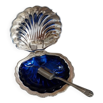 Shell-shaped silver-plated butter dish Jacques made in England.