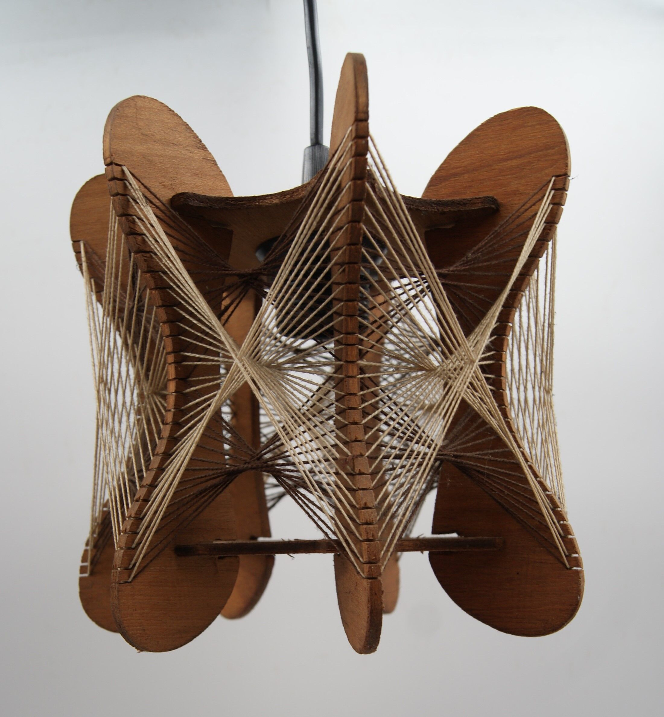 Vintage wire wood pendant lamp