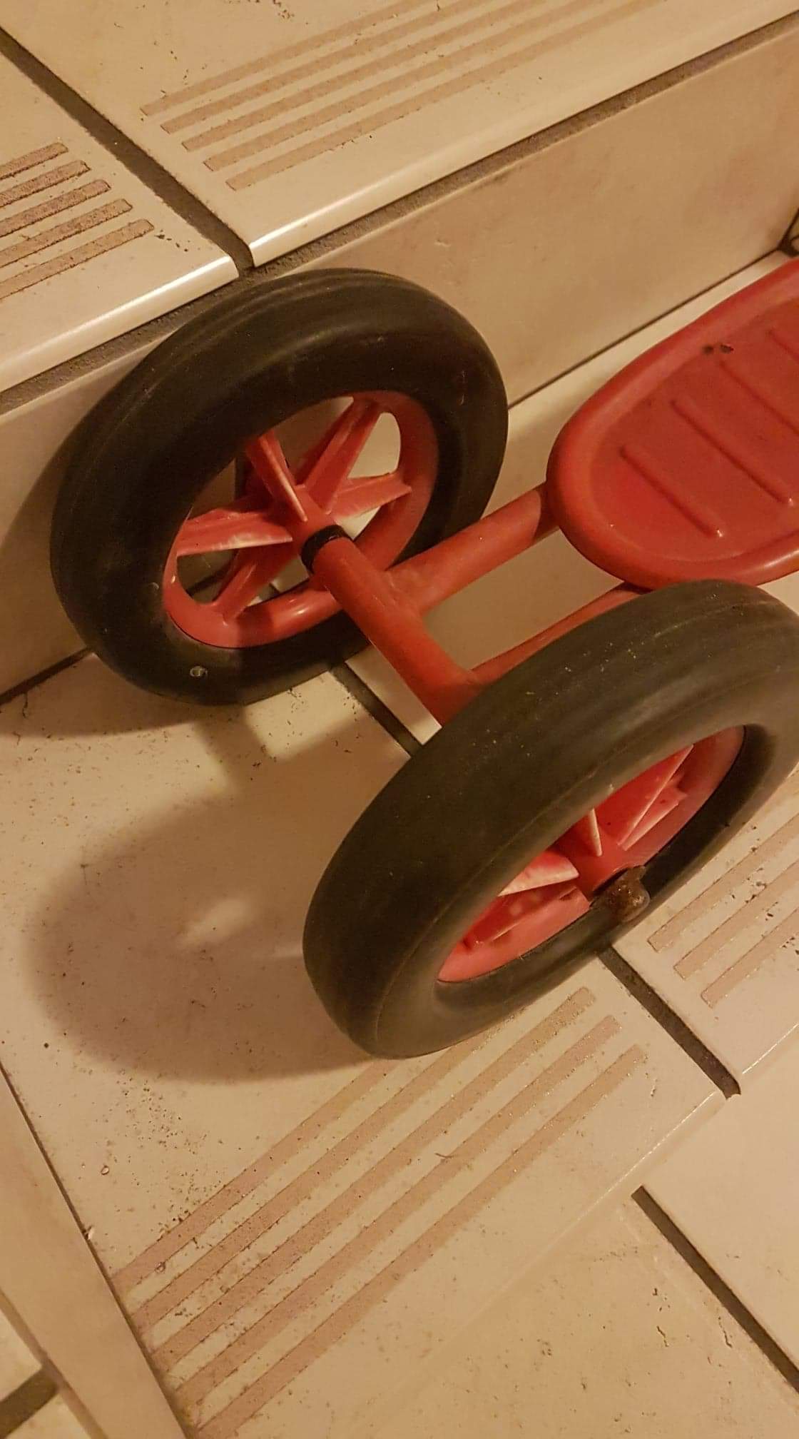 Trottinette pliable 3 roues Nordy rouge et blanche
