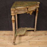 Encoignure italienne laquée du XXe siècle de style Louis XVI