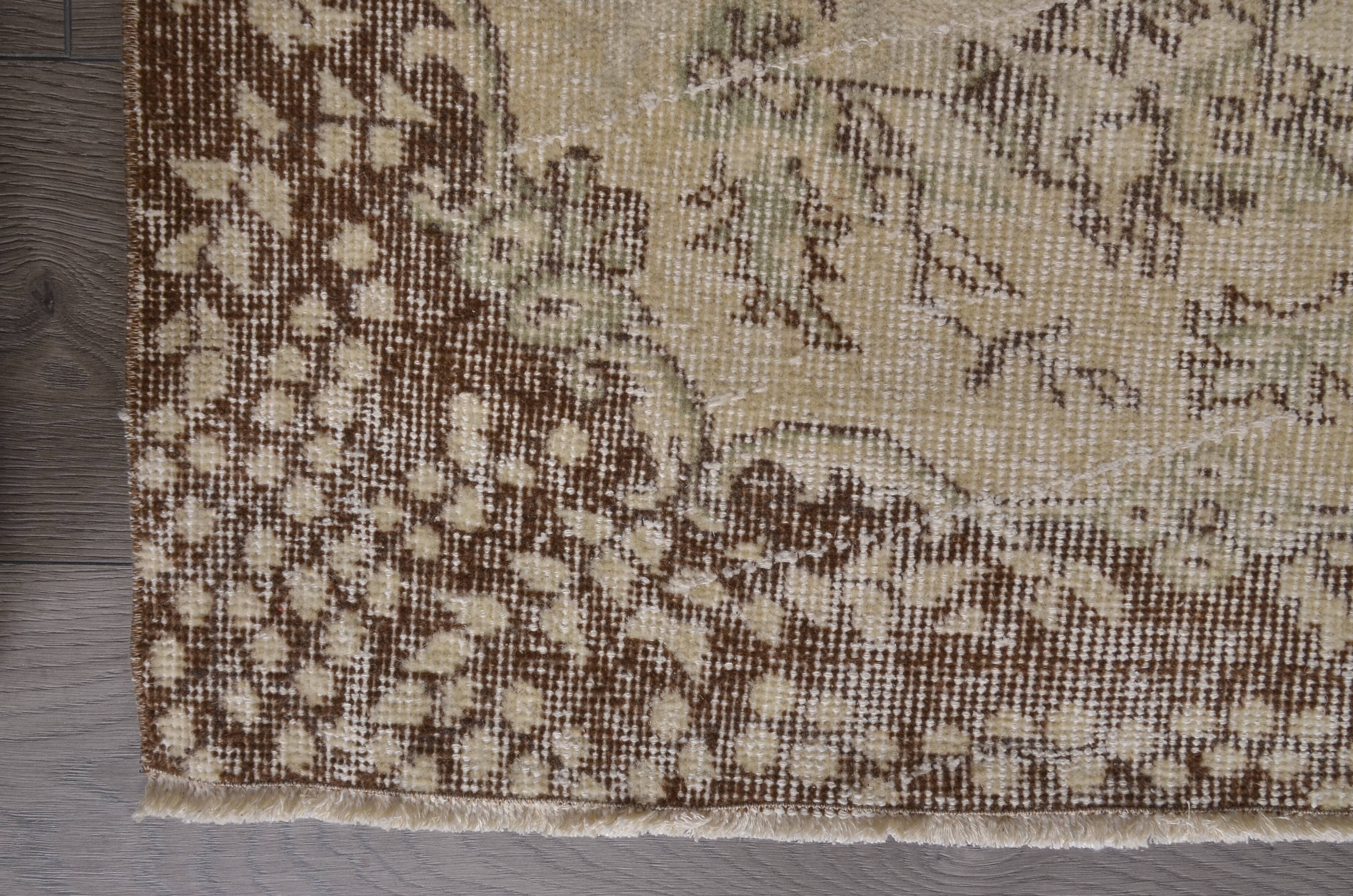 Anatolian Handknotted Floral Rugsku1347