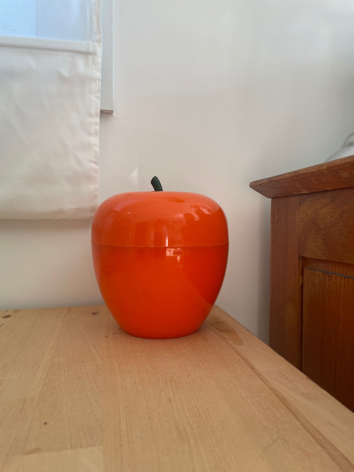 Apple ice cream bucket -70's