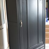 Black parisian wardrobe