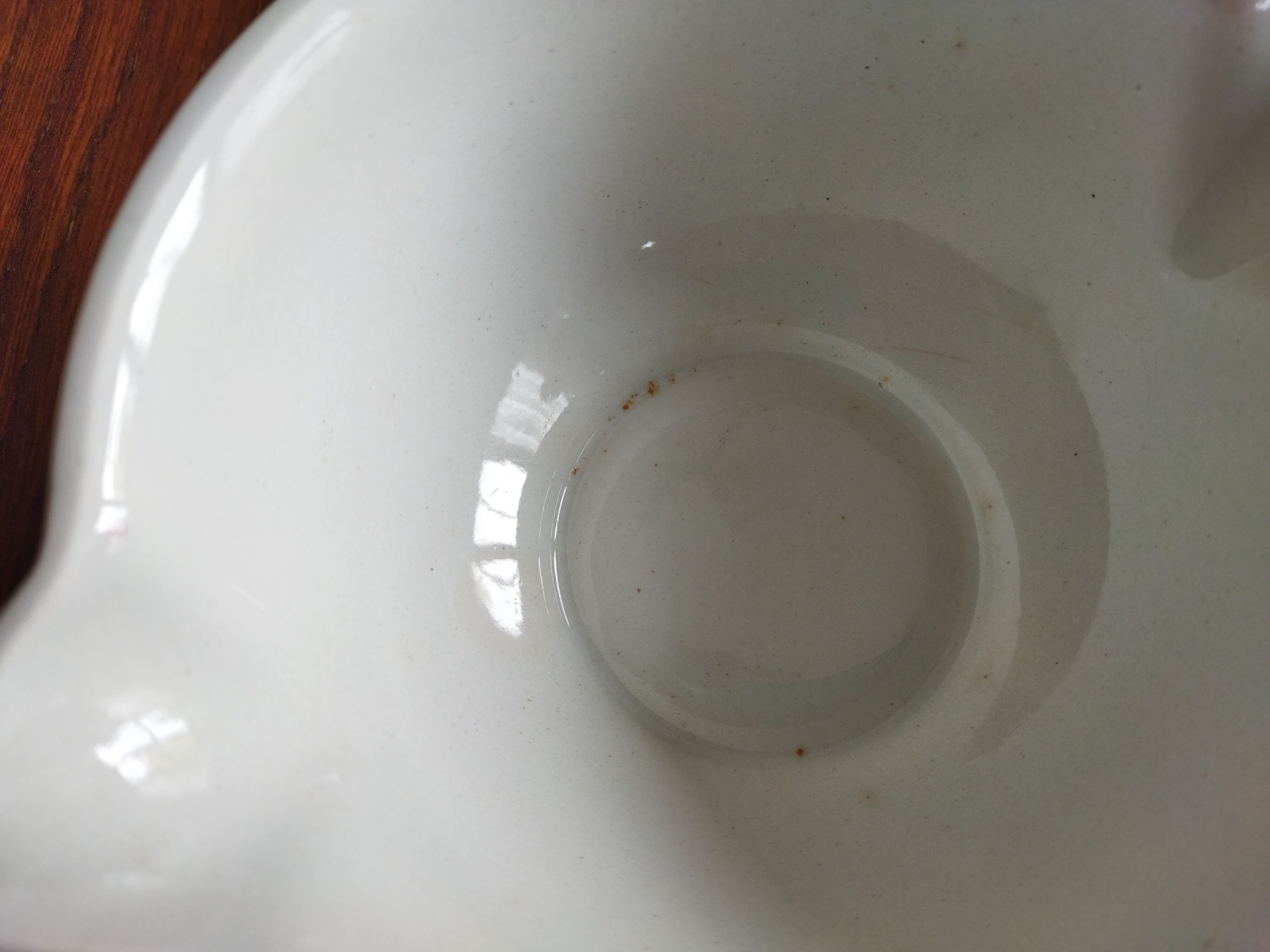 K&G Lunéville sauceboat, Madrigal model