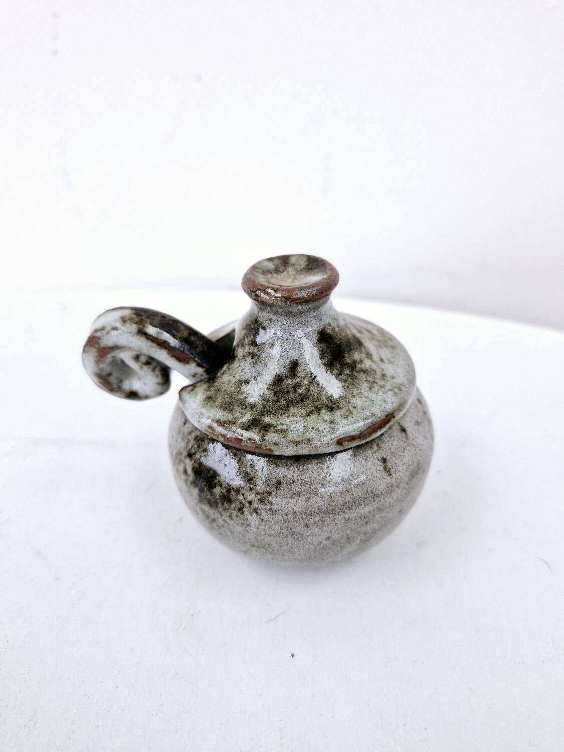 Vintage enameled stoneware service with 6 small bowls and a sugar bowl or sauce bowl