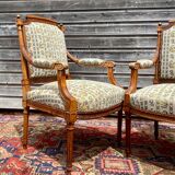 Paire de fauteuils en bois naturel de style louis xvi xix eme siècle