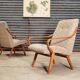 Paire de fauteuils 6953 de Jaroslav Smidek