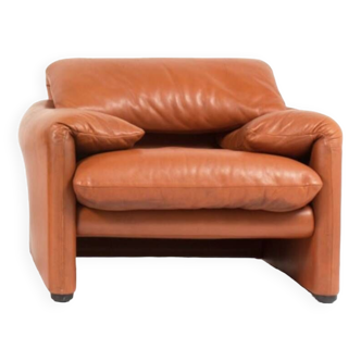 Cassina Maralunga leather armchair