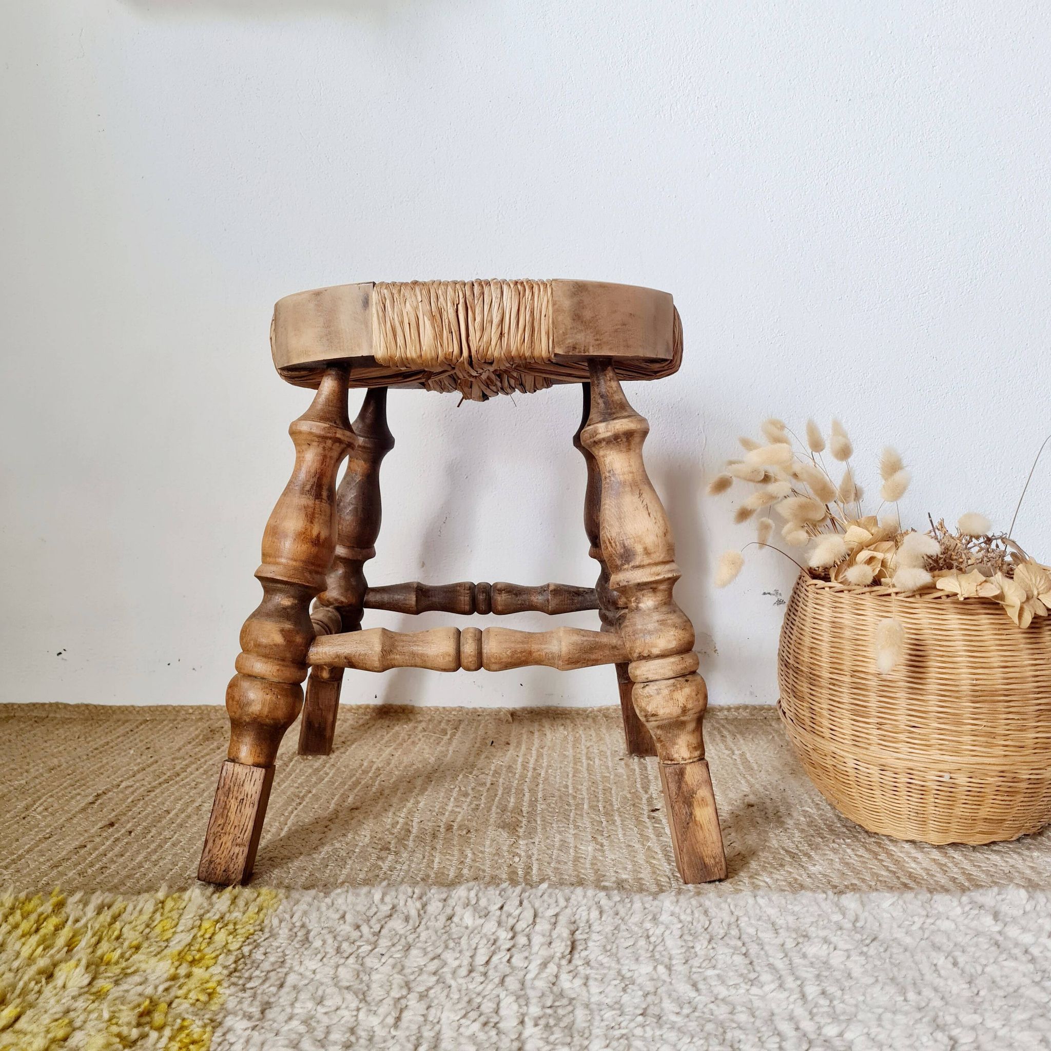 Tripod stool "Bobbin" style, turned wood and straw.