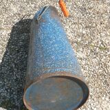 Seau à charbon en tôle émaillée bleu ancien