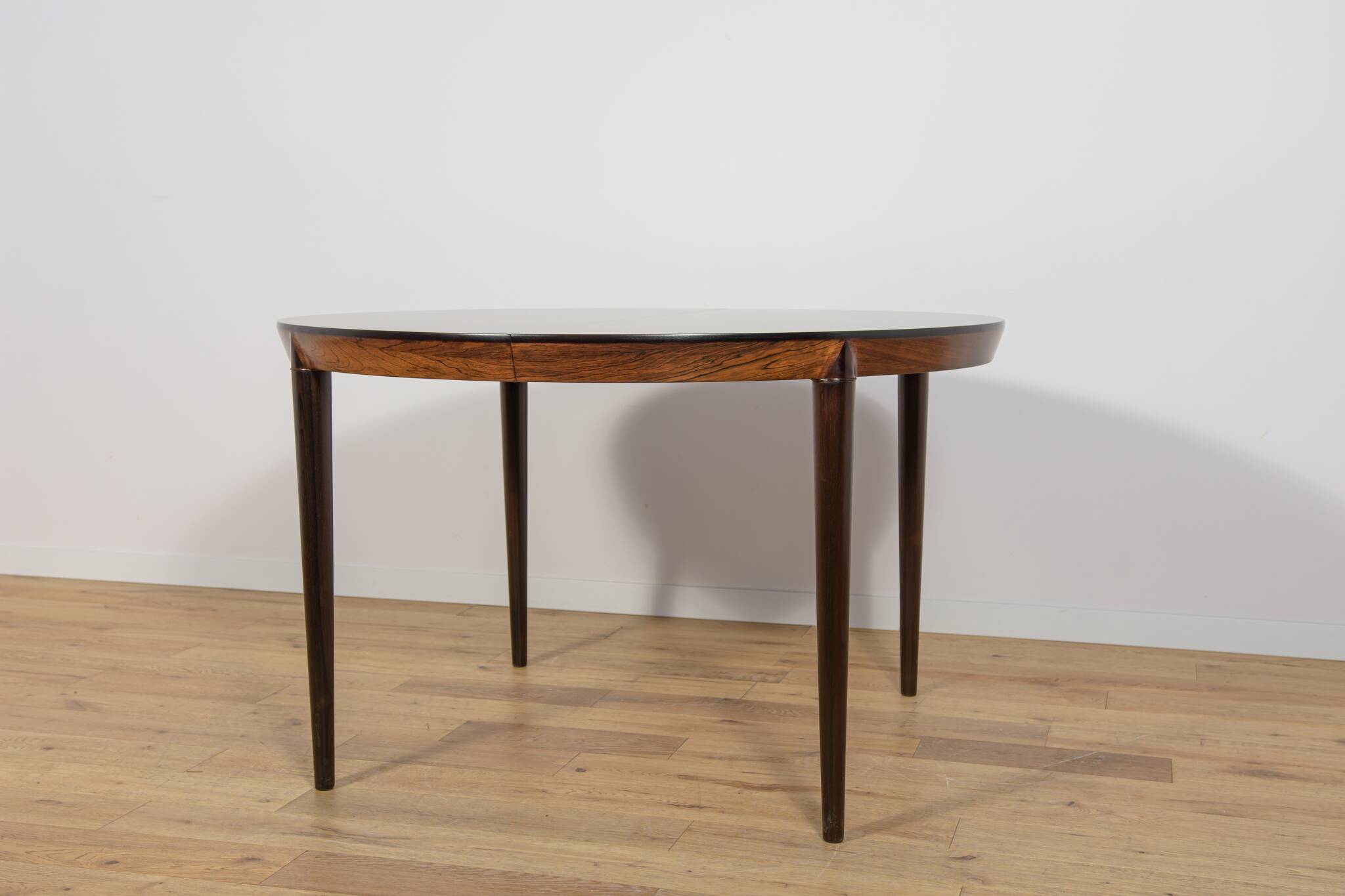Mid-Century Round Rosewood Dining Table Model 71 by Severin Hansen for Hasl