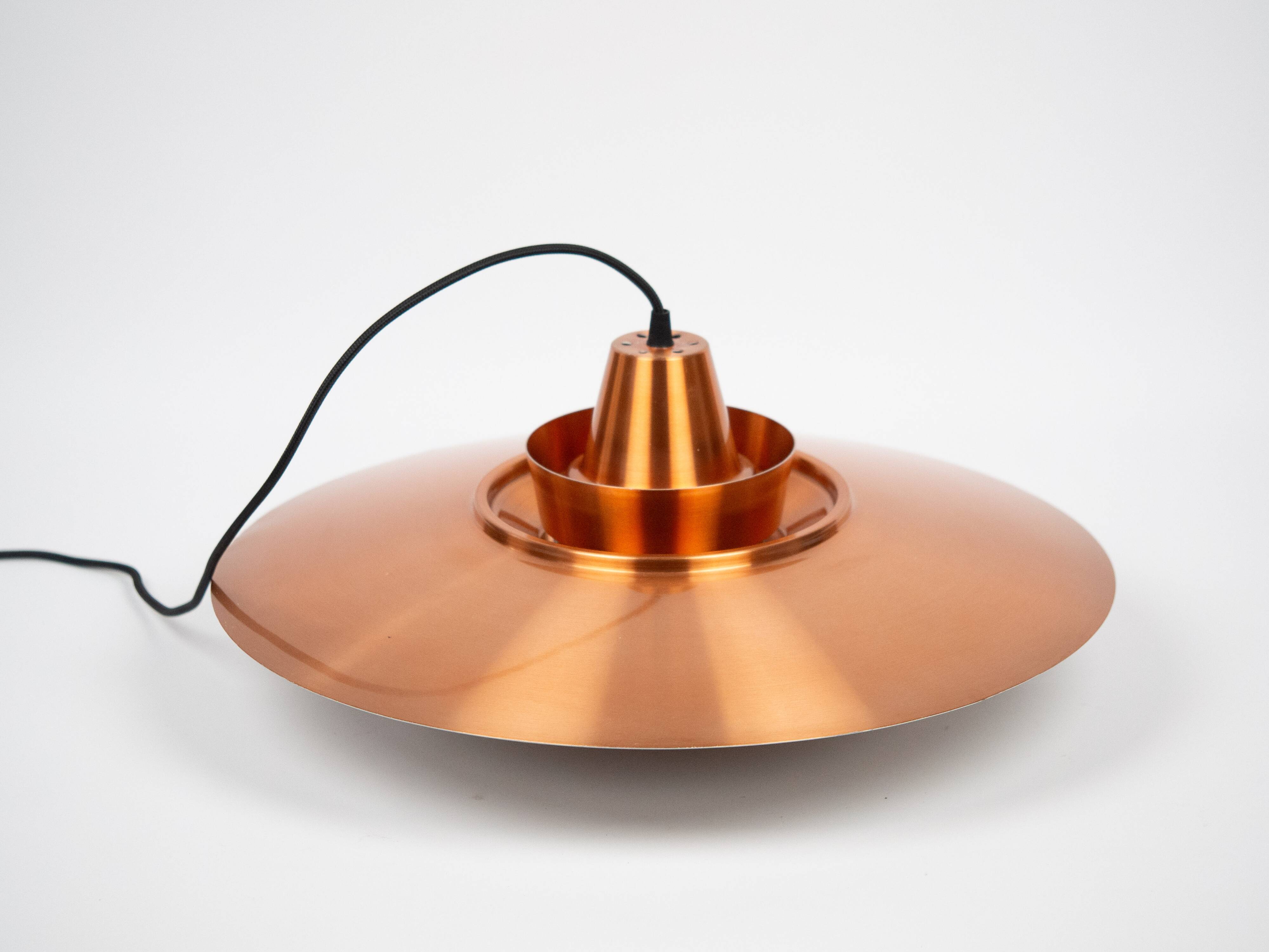 Danish vintage pendant lamp Superlight by David Mogensen, 1980s