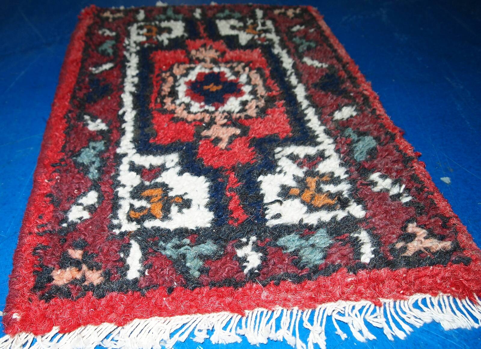 Tapis Vintage Hamadan en Laine, Années 1970, Élégance du Moyen-Orient