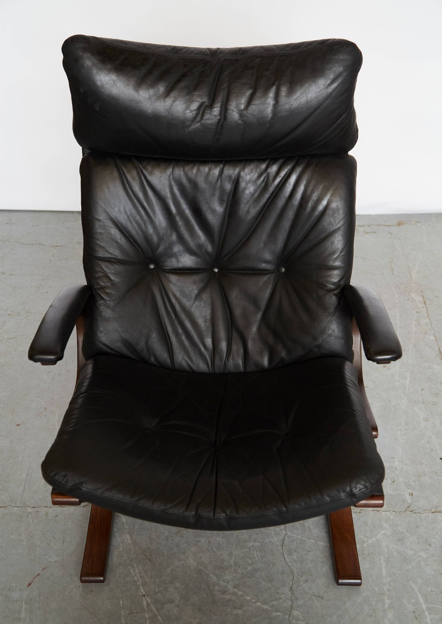 Chaise cantilever avec ottoman par Elsa & Nordahl Solheim pourRybo Rykken
