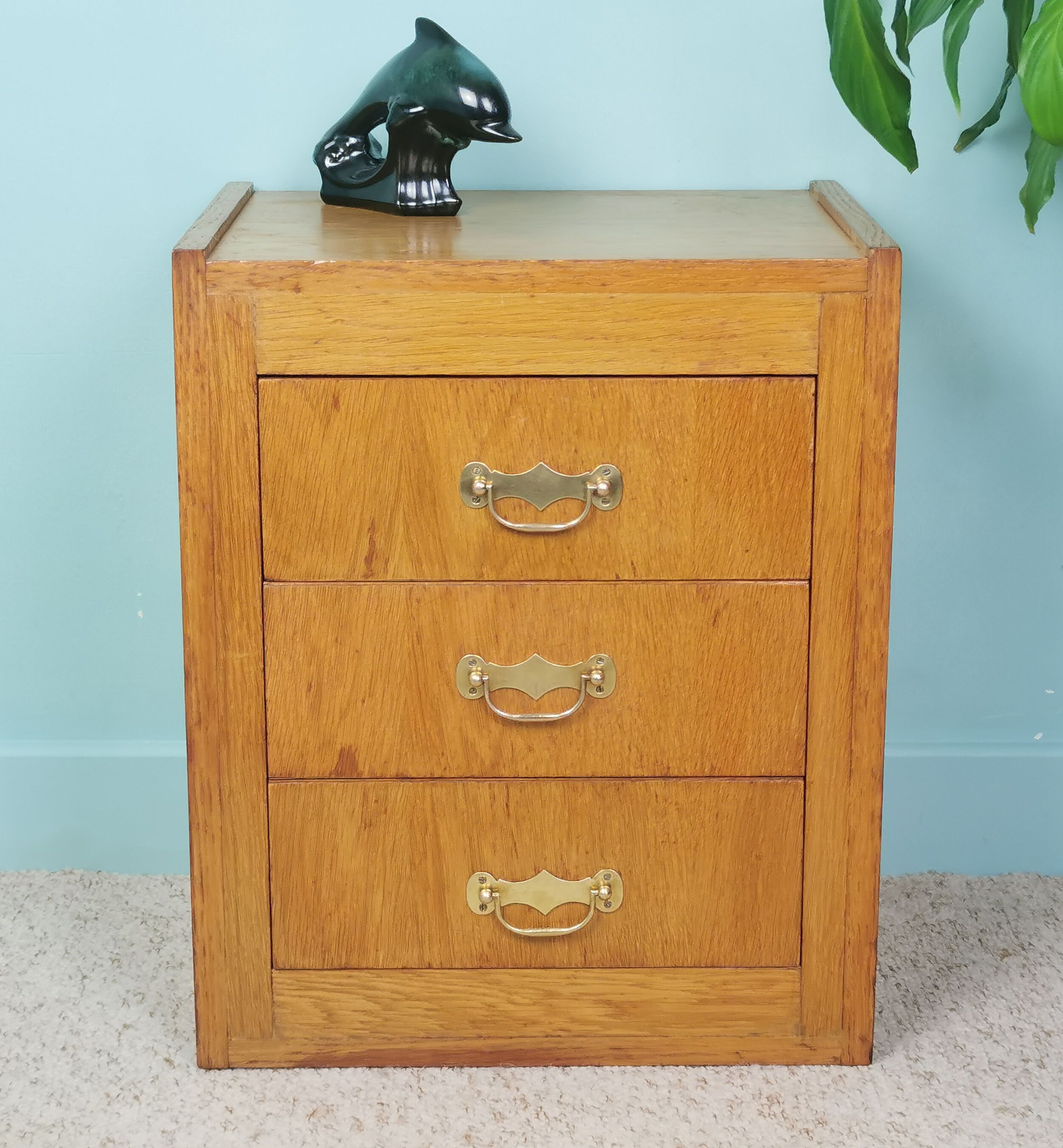 Bedside / End of sofa