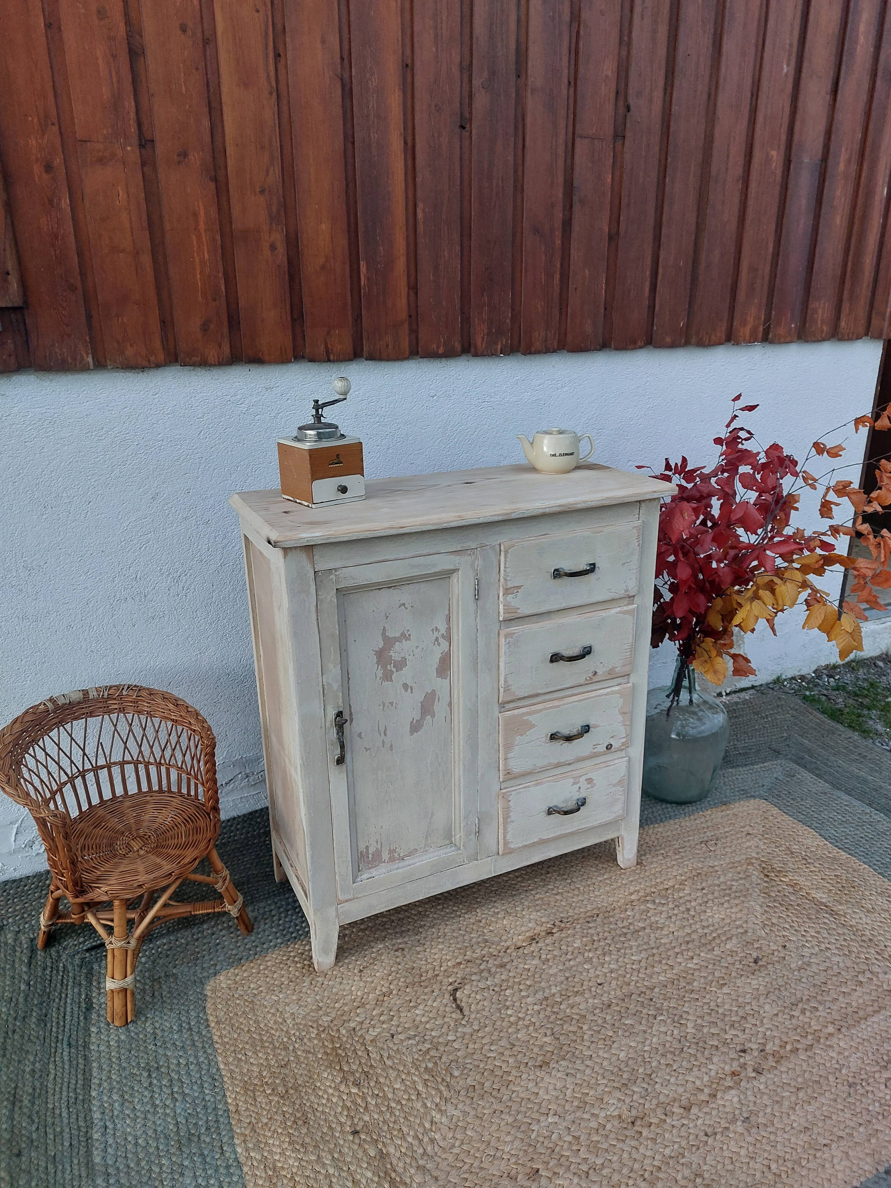 Parisian buffet, chippy paint effect