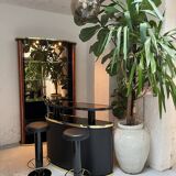 Ensemble bar, tabourets, et meuble des années 80