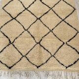 Handmade wool berber rug 196 x 135 cm
