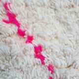 Beni Ouarain carpet with pink lozenges 140x210