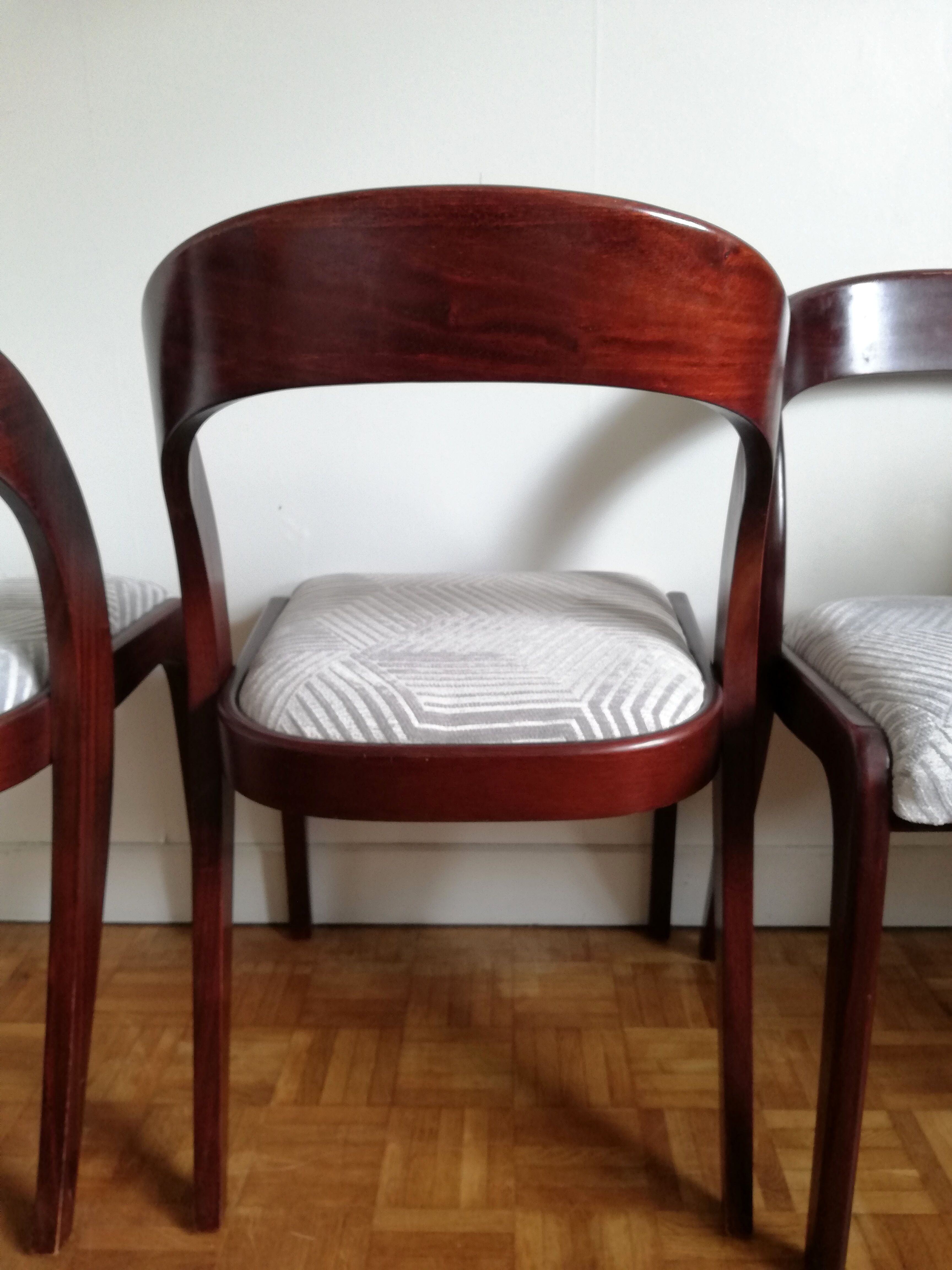 Suite of 4 Baumann gondola chairs renovated