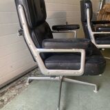 Set of 2 Ch.Eames lobby chairs